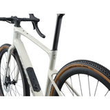 Giant Revolt Advanced 0